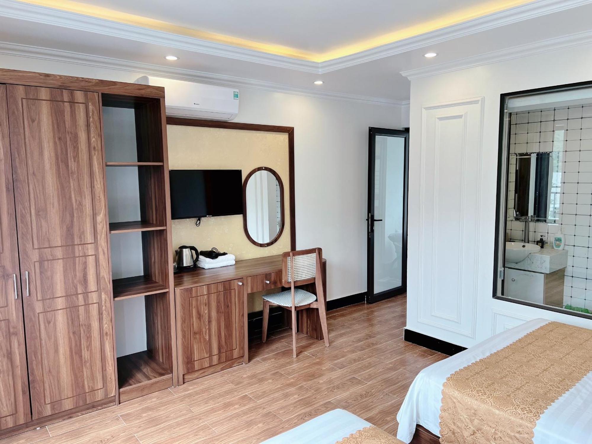 Cat Ba Glow Hotel Chan Chau Exterior photo