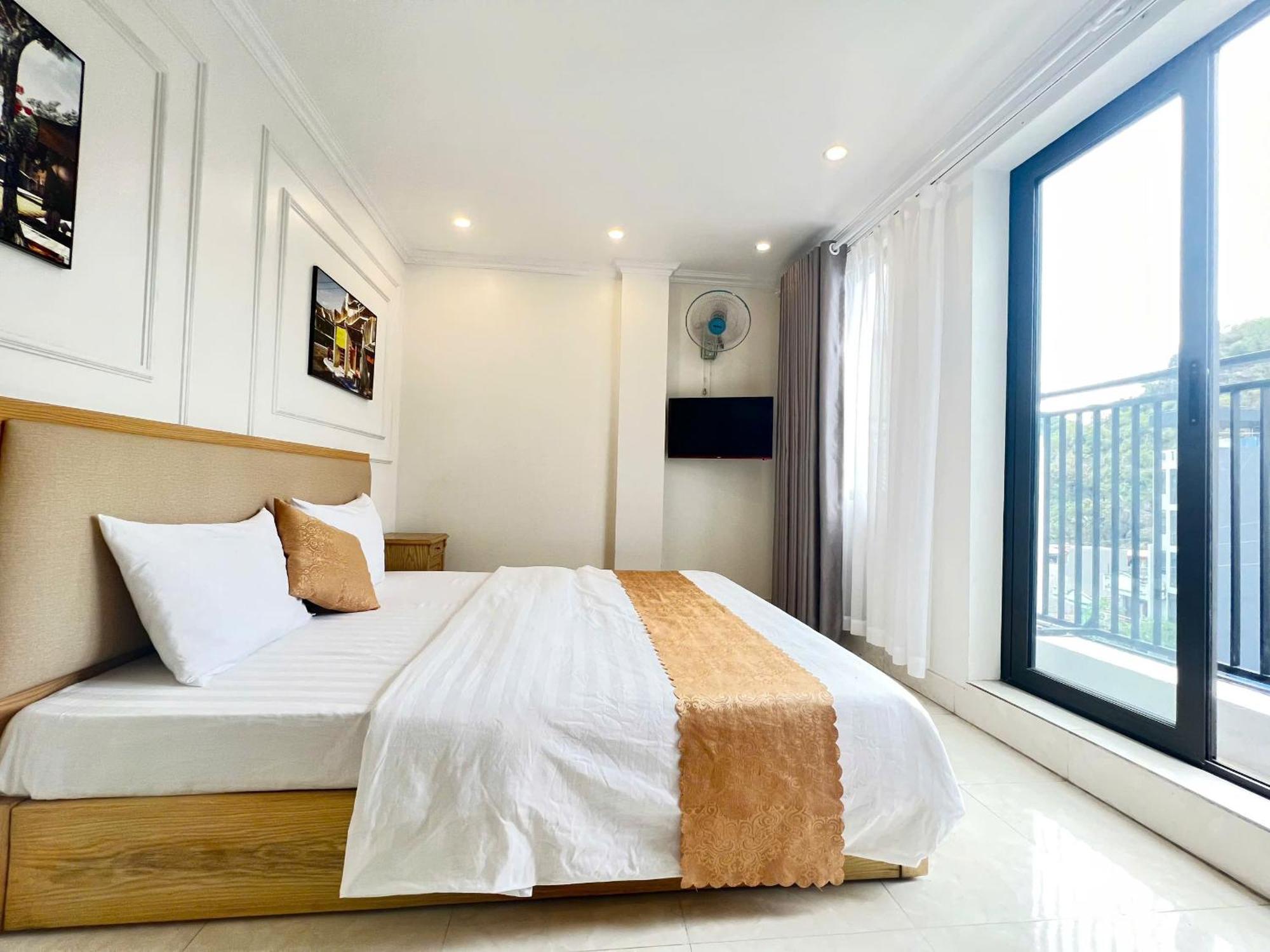 Cat Ba Glow Hotel Chan Chau Exterior photo